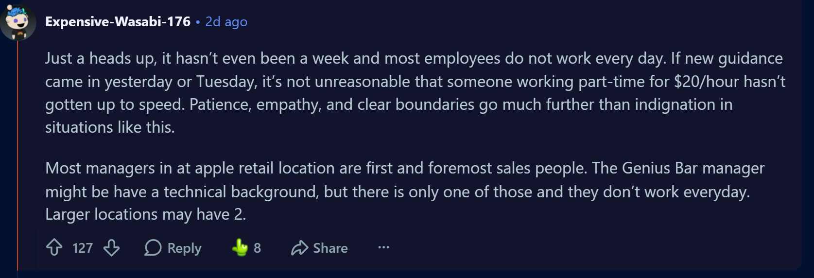 Some of Apple's staff might genuinely be unaware of the iPhone Duo cracking issue. | Image by Reddit - Apple advises store personnel on broken iPhone Duos brought in by customers and what this means for you