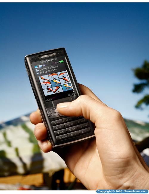Sony Ericsson unveils six new cellphones