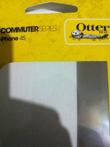 iPhone 4S cases arrive at AT&T, iPhone 5 might be facing delays over touch panel issues