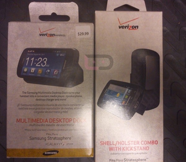 Accessories for the Samsung Stratosphere are arriving at Verizon - Accessories for the Samsung Stratosphere appear at Verizon stores