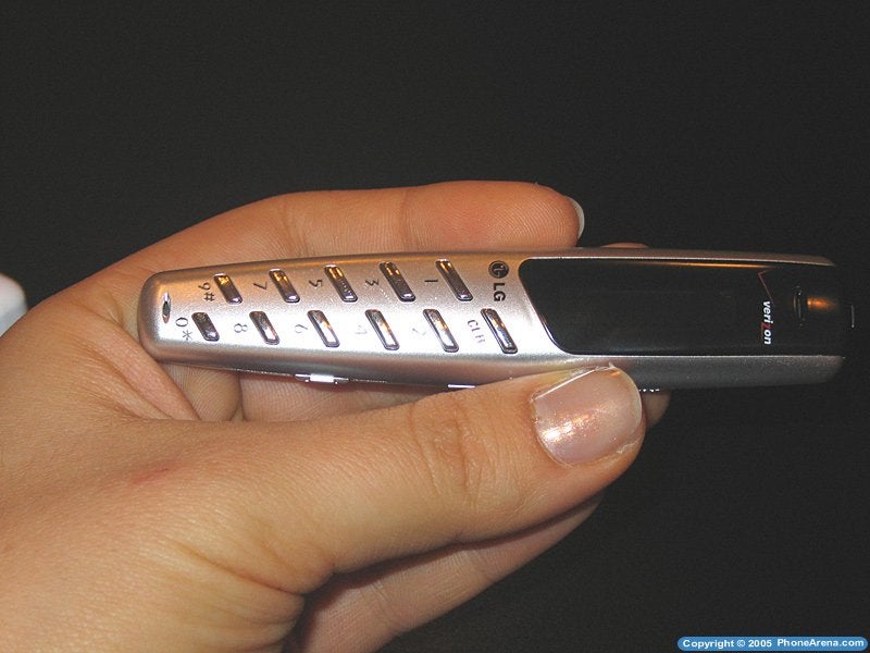LG introduces a hybrid-like Bluetooth device - Style-i