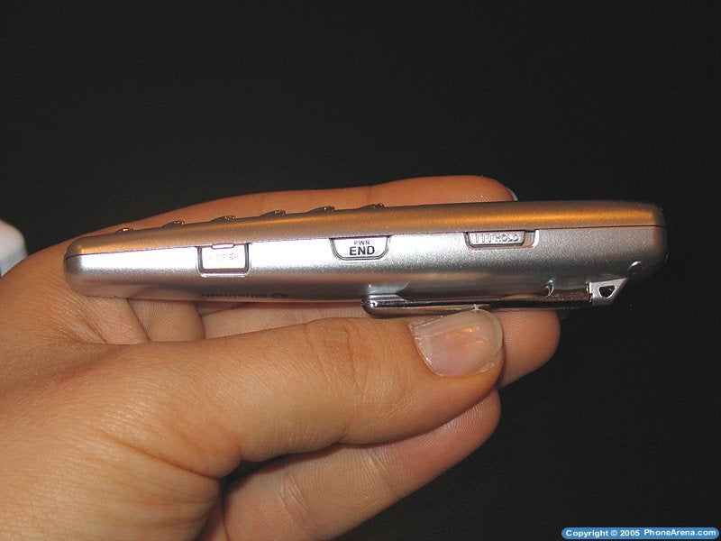 LG introduces a hybrid-like Bluetooth device - Style-i