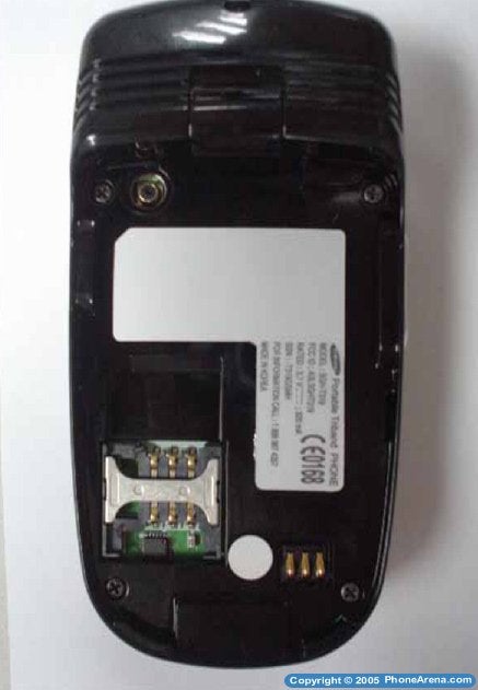 Samsung prepares T319 clamshell