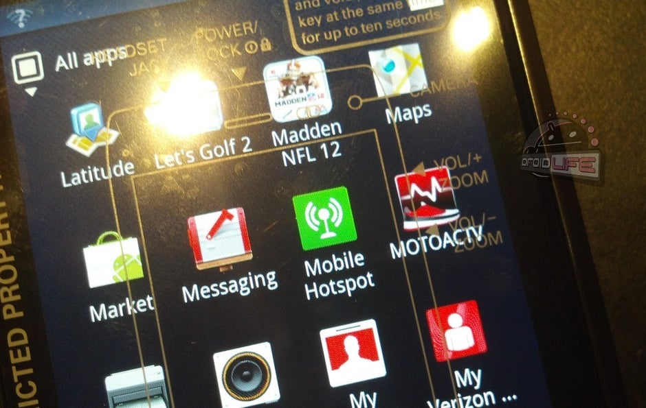 The Motorola DROID 4, expected to come to market with support for LTE - Motorola DROID 4 appears...with LTE support