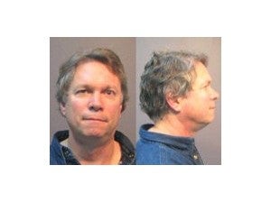 The man who called the cops over his broken Apple iPhone - Man calls cops 5 times to complain about broken Apple iPhone