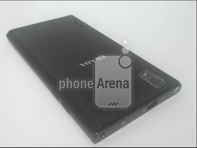 Leaked photos of the LG PRADA 3.0 - LG and Prada announce the Prada phone by LG 3.0, coming next year