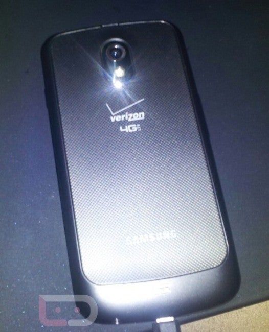 The Verizon version of the Samsung GALAXY Nexus - Verizon Samsung GALAXY Nexus pictured with Android 4.0.2 update