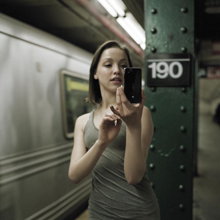 Sony Ericsson teases us with a new device, is it the Xperia Arc HD?