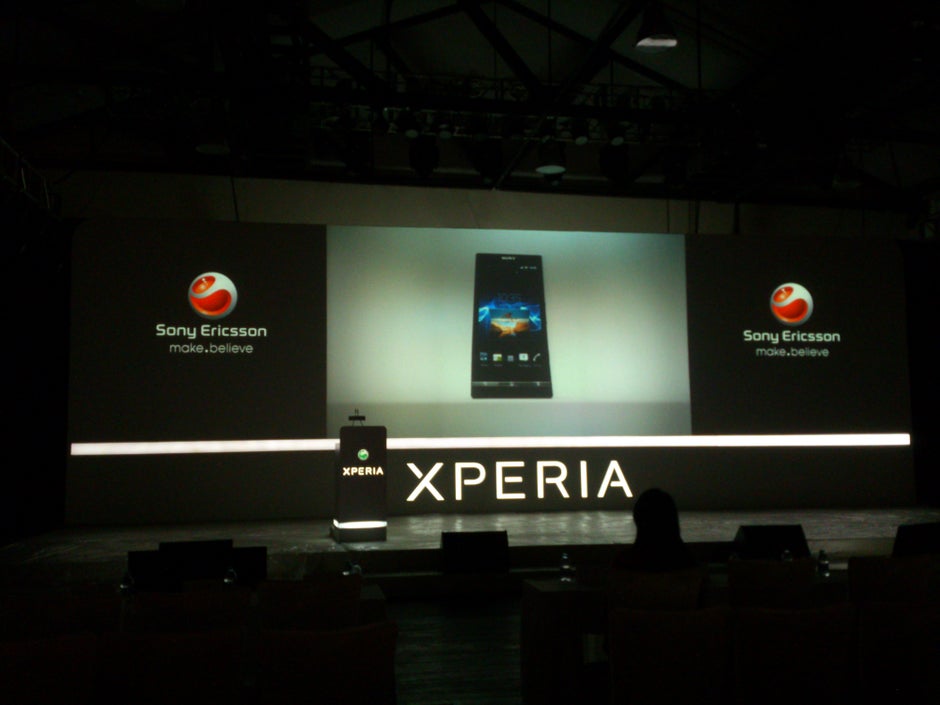 First camera samples from the 12MP Exmor R sensor in the Sony Xperia S appear