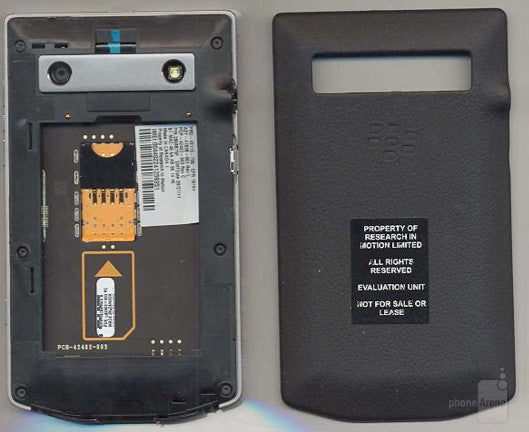 BlackBerry Porsche Design P’9981 gets a tear down courtesy of the FCC