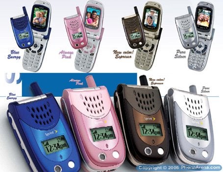 Sprint PCS launches 4 new clamshell phones