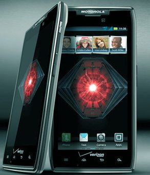 The Motorola DROID RAZR MAXX remains thin - Motorola DROID RAZR MAXX and its 3300mAh battery now available at Verizon
