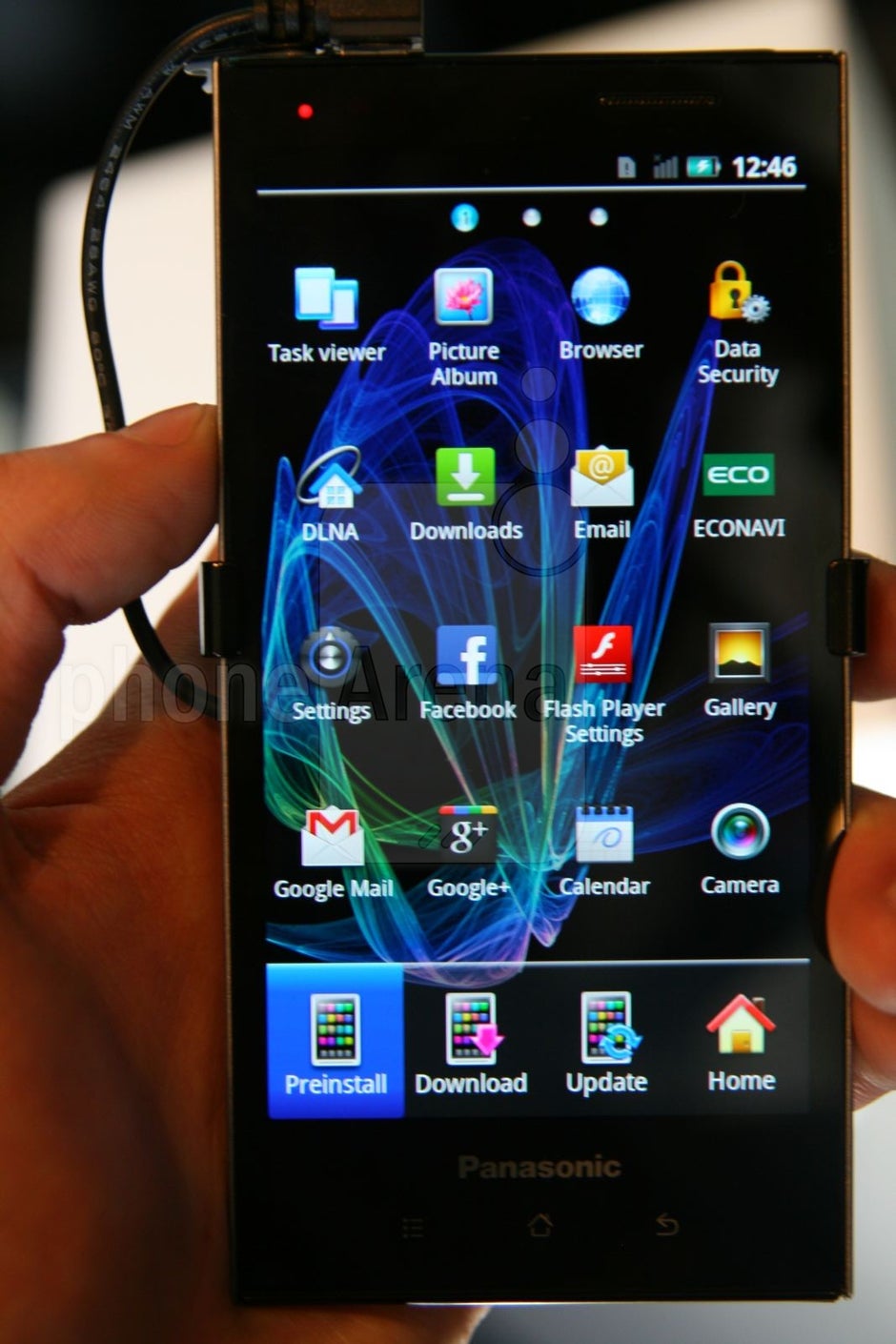 Panasonic ELUGA Hands-on Review - PhoneArena