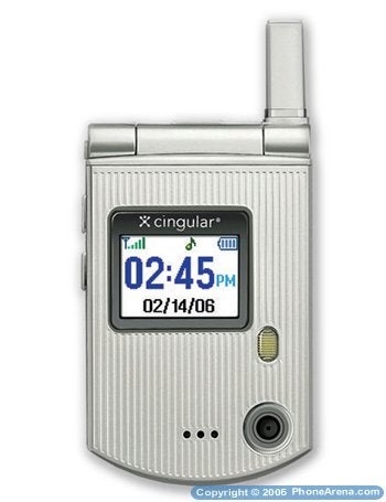 Smallest camera flip GSM phone on sale by Cingular