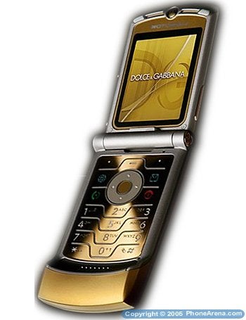 Dolce & Gabbana and Motorola's new V3i Gold