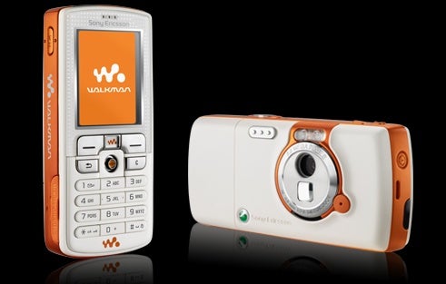 The history of Sony Ericsson in phones: from the first color screen to the K series