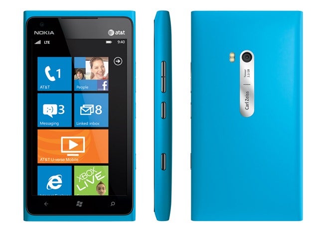 The Nokia Lumia 900 - Analysts lower expectations on Windows Phone sales