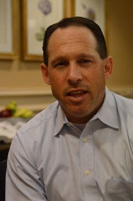 AT&amp;amp;T&#039;s Glenn Lurie - AT&amp;T sees Wi-Fi only tablets going the way of the dinosaur