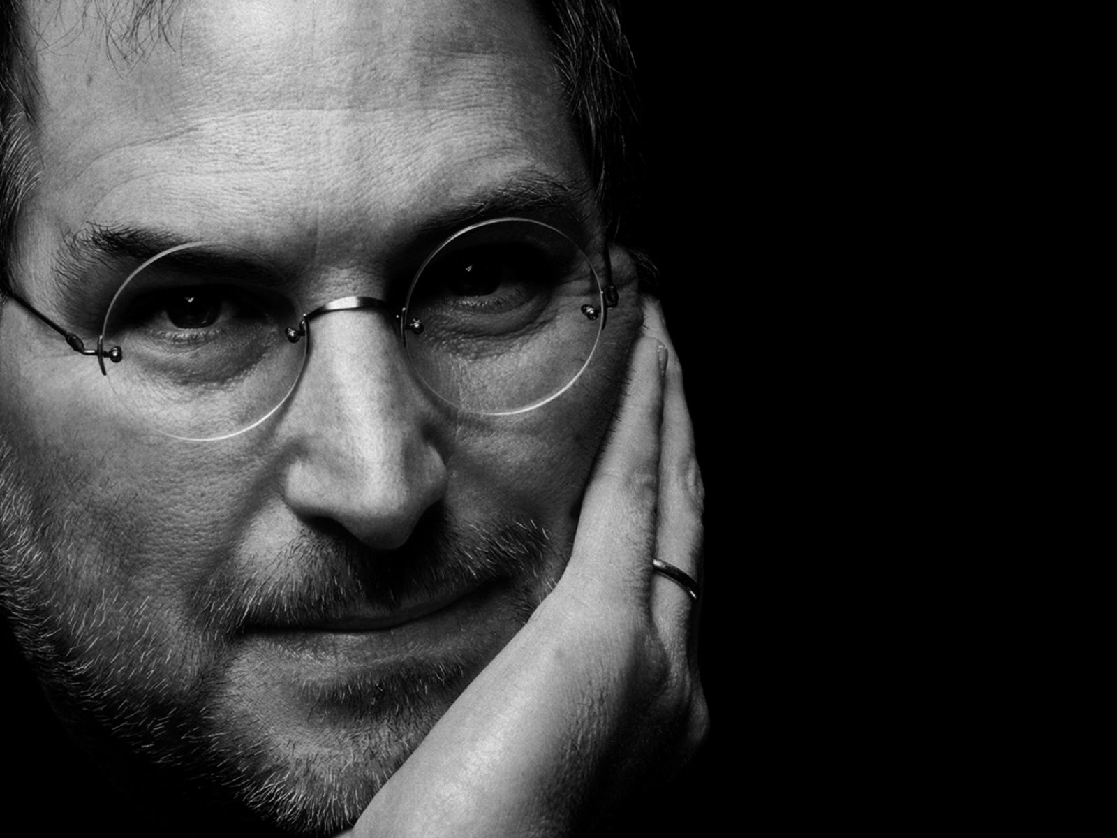 Apple added market value despite the death of Steve Jobs - Study: Apple still world&#039;s top brand