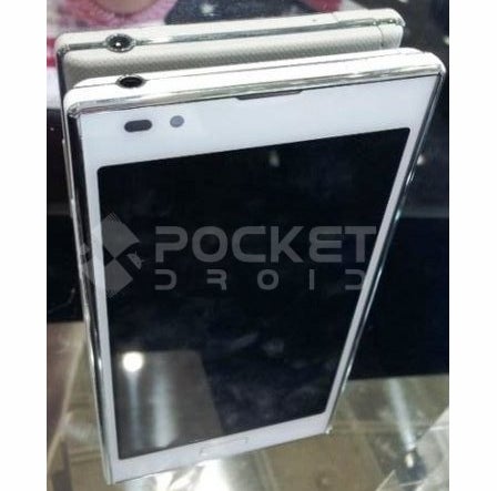 LG Optimus LTE II is caught in the wild donning a white paint job