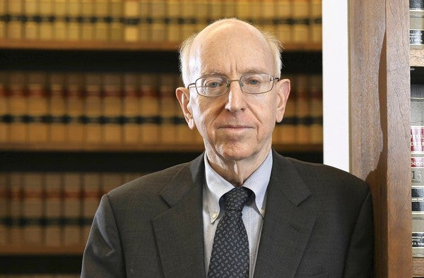 Judge Richard Posner will hear from both sides on Monday - Motorola and Apple are each given one last chance before Judge Posner to show validity of suit