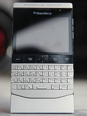 The BlackBerry Porsche Design P'9981 - BlackBerry Porsche Design P'9981 now available in Canada