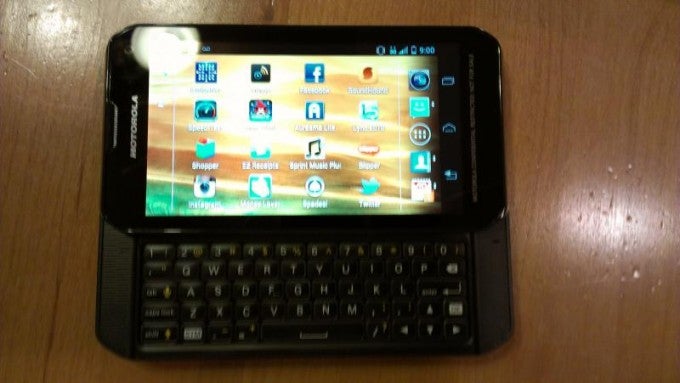 This Motorola side-slider is allegedly being beta-tested for Sprint - Leaked snapshot shows image of side-slidin&#039; QWERTY by Motorola for Sprint