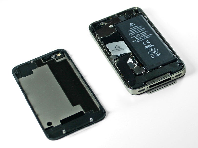 The battery inside the Apple iPhone - Is Apple having a problem with the battery supplier for the new Apple iPhone?