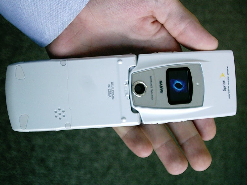 Sprint&#039;s slim Sanyo Katana 