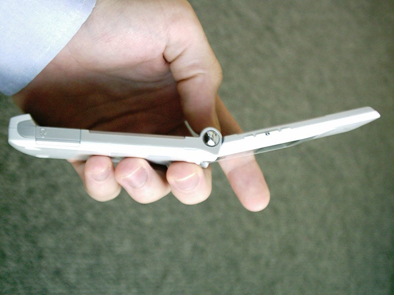 Sprint&#039;s slim Sanyo Katana 