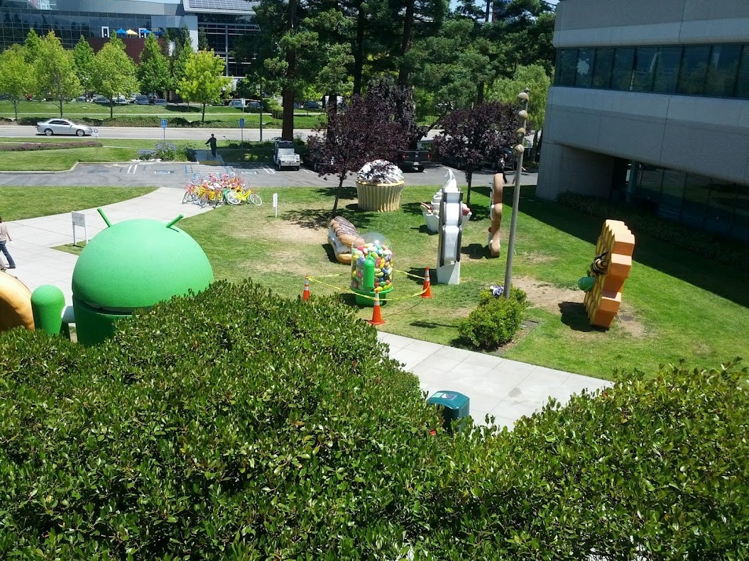 Global warming takes its toll on the Android Jelly Bean statue