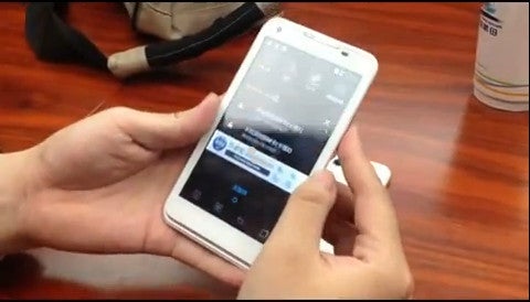 The Android powered Lenovo LePhone S880 - Lenovo to build custom Windows Phone 8 handset
