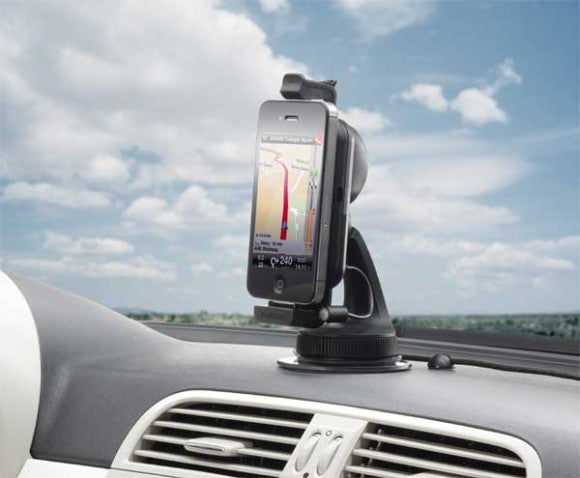 Keep talking and driving with the new TomTom hands-free car kit - New hands-free car kit for smartphones introduced by TomTom