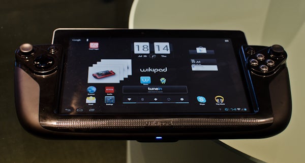 Wikipad with controller add-on - Wikipad unveils gaming tablet specs