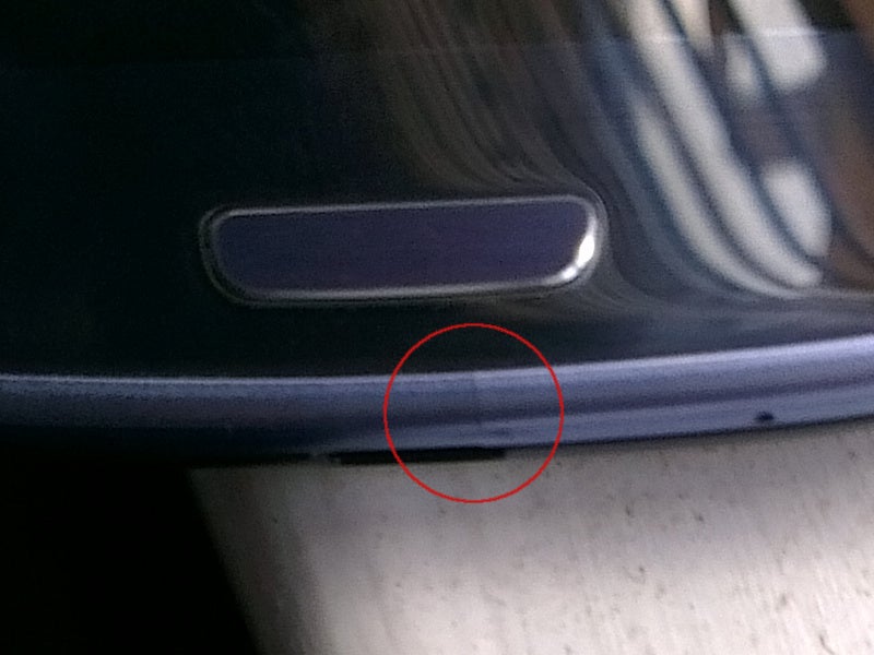 Samsung remains deaf to Galaxy S III build quality issues