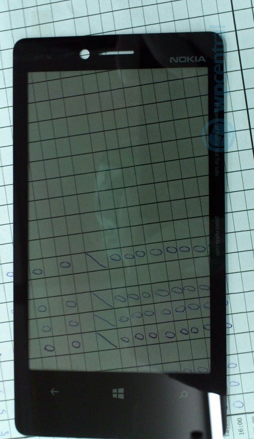 Nokia Phi said to have a 4-inch display, front plate revealed