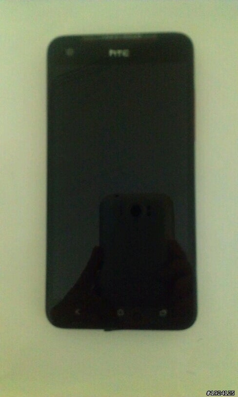 Mystery HTC device could be 5 inch phablet model heading to Verizon (new image)