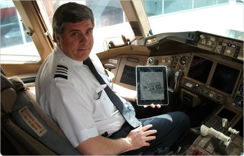 The FAA is allowing the Apple iPad to replace paper charts and manuals on American Airlines - American Airlines gets FAA approval to replace charts and manuals with the Apple iPad