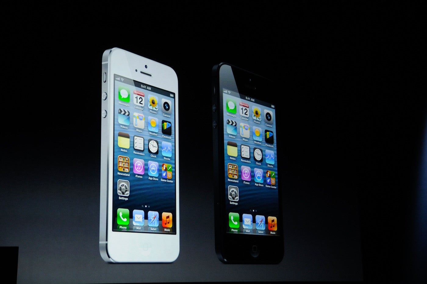 The Apple iPhone 5 is available in the usual two colors - Apple iPhone 5 coming September 21st to Radio Shack