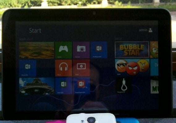 A ZTE Windows-RT tablet - ZTE teases its upcoming Windows Phone 8 model out of focus