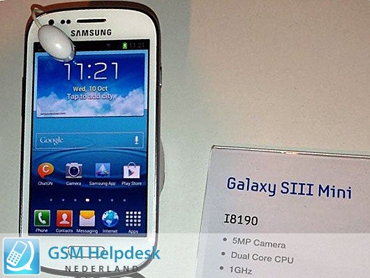 Samsung Galaxy S III mini leaks again, this time in flesh and blood
