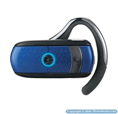 Two new Bluetooth headsets by Motorola - H800 and H601