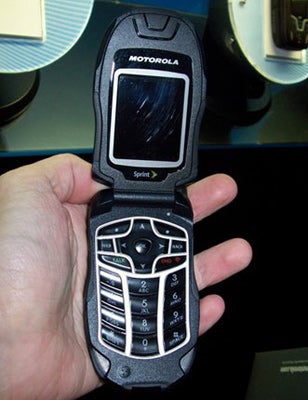 Motorola to introduce four new iDEN phones - ic502, ic902, i880 and i885
