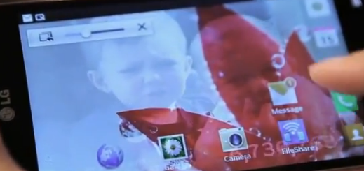 QSlide at work - Video shows how LG developed its multitasking tool, QSlide