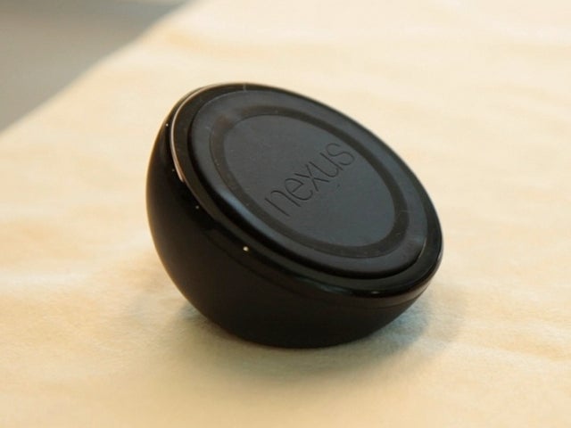 Wireless charging orb for the Google Nexus 4 - Texas Instruments joins the Alliance for Wireless Power