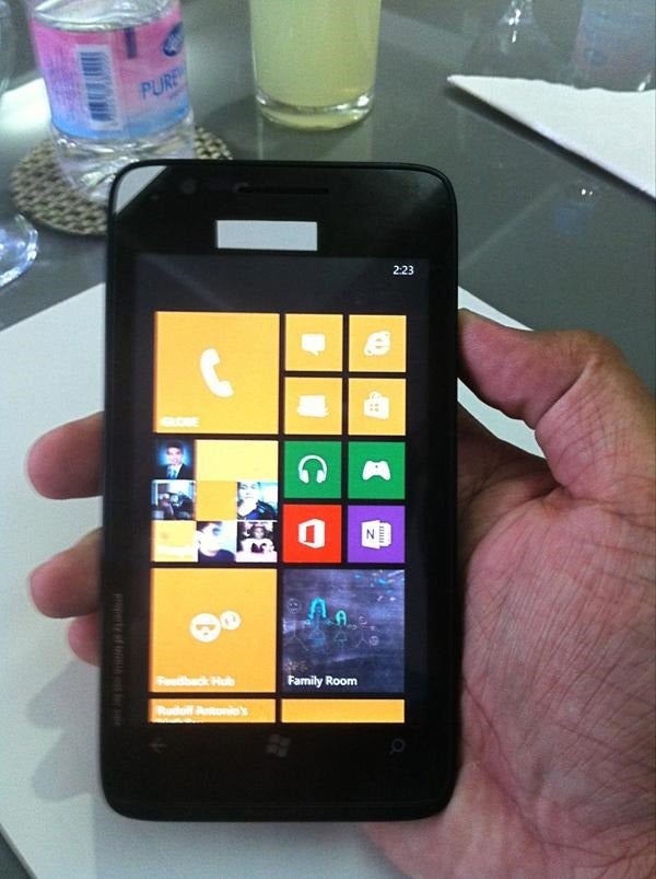 Mysterious Nokia Lumia with a large screen leaks