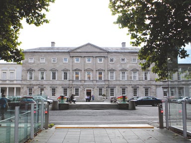 The Ireland’s House of the Oireachtas is swapping out of BlackBerry into the Apple iPhone or Android models - Irish government swapping BlackBerry for Apple iPhone and Android models