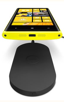 Nokia Lumia 920 still comes with a free wireless charging pad, AT&T extends promo