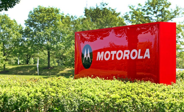 Parts of Motorola&#039;s patents were ruled to be invalid - Judge cuts 13 of Motorola Mobility&#039;s patent claims against Microsoft