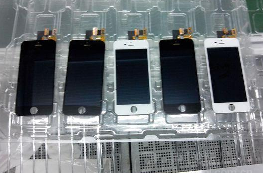 Pictures allegedly of the Apple iPhone 5S - Analyst: Low priced Apple iPhone mini or Apple iPhone Air coming this year